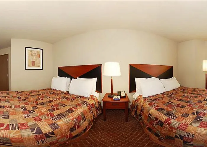 Western Woodland Hills And Hotel 3*