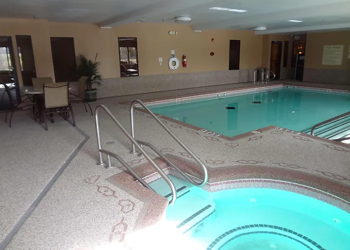 Western Woodland Hills And Hotel 3*
