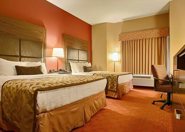 Western Woodland Hills And Hotel 3*