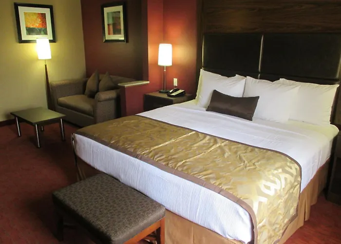 Hotel Western Woodland Hills And 3*